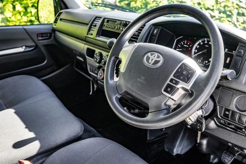 2021 Toyota Hiace ZL - Thumbnail