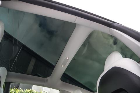 2021 Tesla Model 3 Long Range AWD - Thumbnail