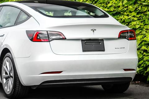 2021 Tesla Model 3 Long Range AWD - Thumbnail