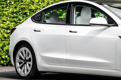 2021 Tesla Model 3 Long Range AWD - Thumbnail
