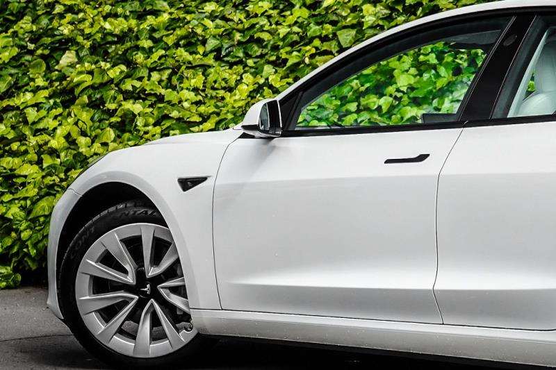 2021 Tesla Model 3 Long Range AWD