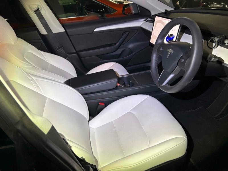 2021 Tesla Model 3 SR+