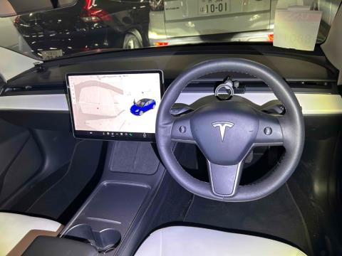 2021 Tesla Model 3 SR+ - Thumbnail