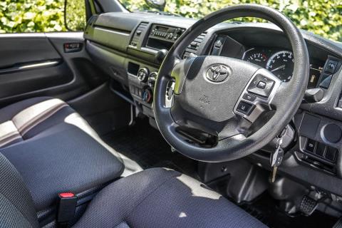 2020 Toyota Hiace ZL 5 Door - Thumbnail