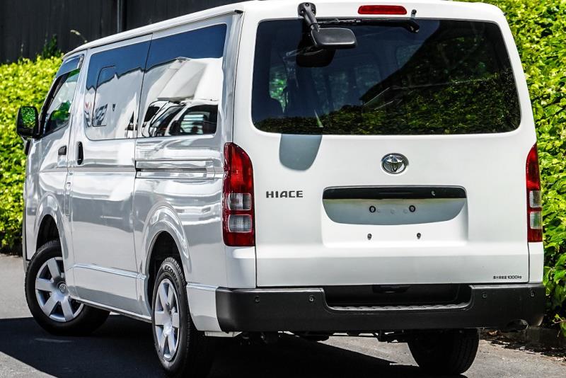 2020 Toyota Hiace ZL 5 Door