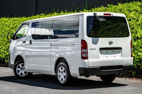 2020 Toyota Hiace ZL 5 Door - Thumbnail