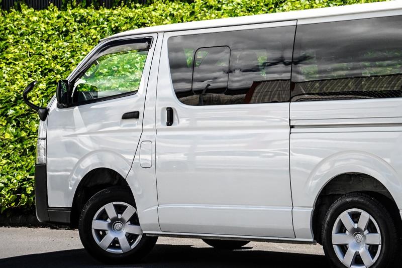 2020 Toyota Hiace ZL 5 Door
