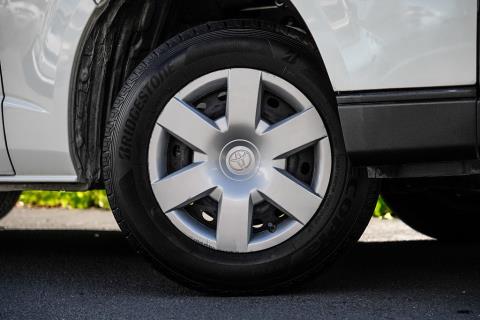 2020 Toyota Hiace ZL 5 Door - Thumbnail