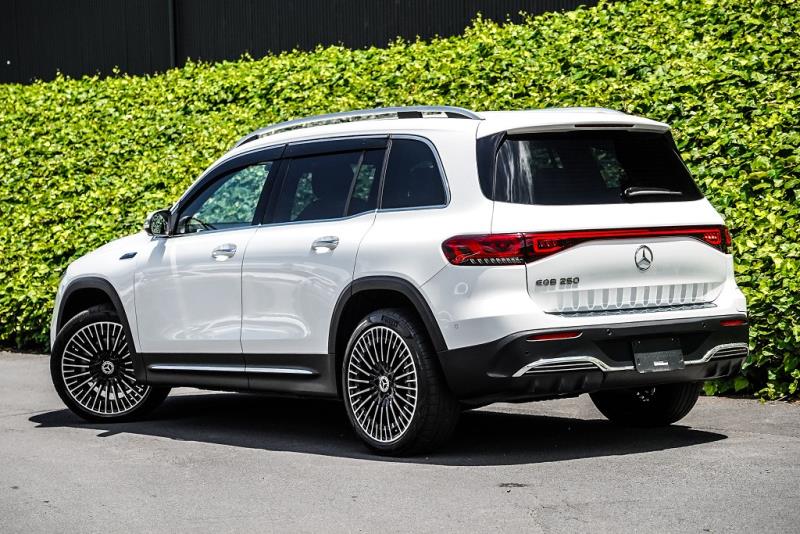 2022 Mercedes Benz EQB 250 AMG 7 Seater