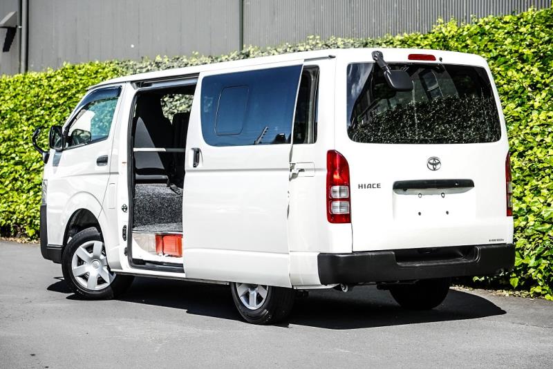 2020 Toyota Hiace ZL 5 Door