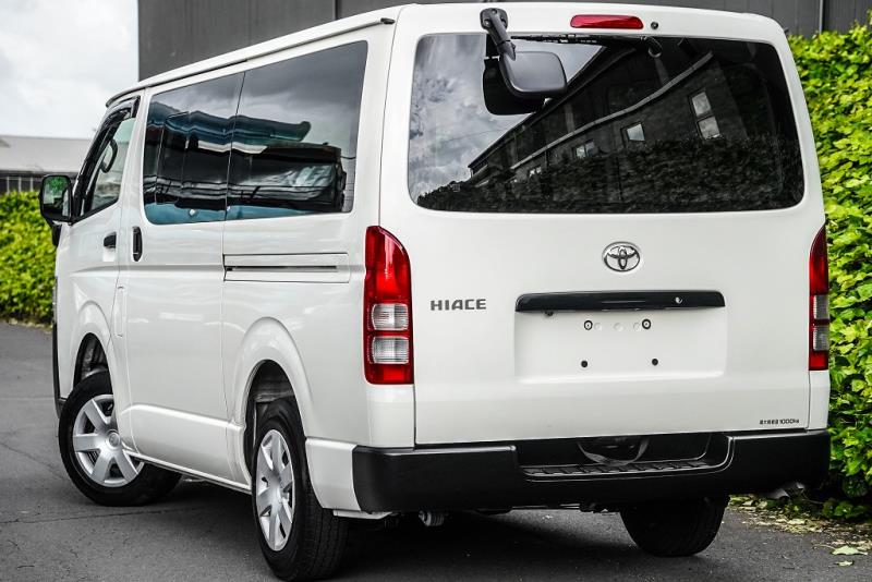 2020 Toyota Hiace ZL 5 Door