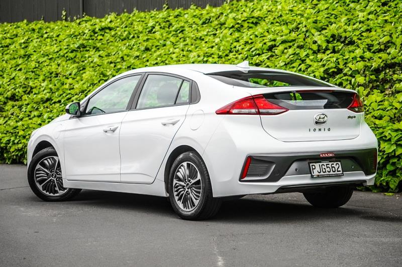 2022 Hyundai Ioniq PHEV Gen 2
