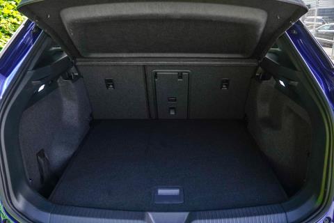 2023 Volkswagen ID.4 Pro 82kWh - Thumbnail