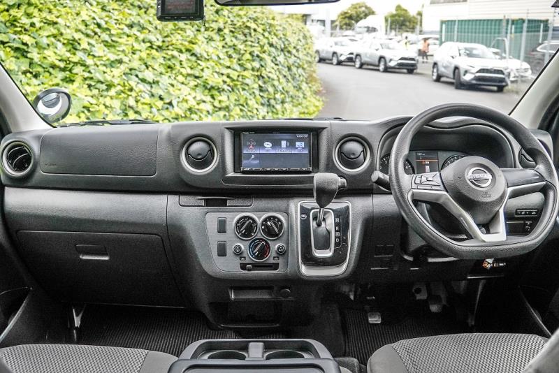 2022 Nissan NV350 / Caravan 5 Door