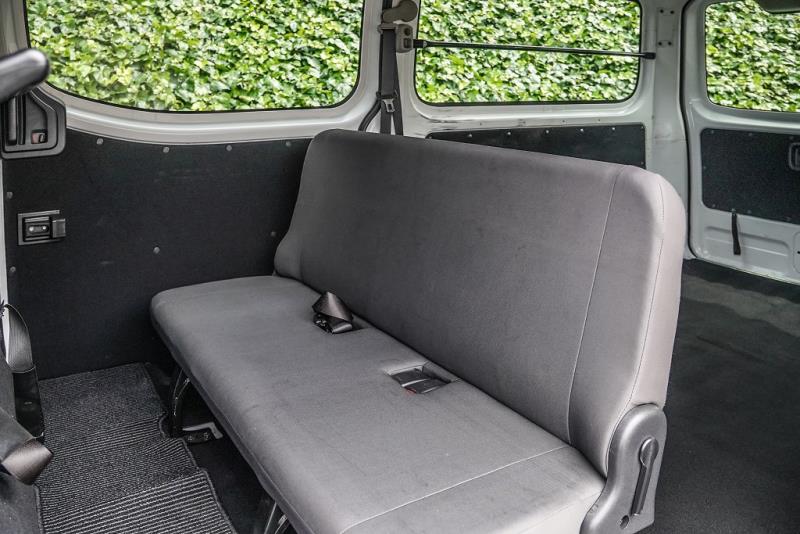 2022 Nissan NV350 / Caravan 5 Door
