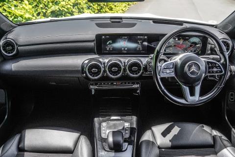 2020 Mercedes Benz CLA 180 - Thumbnail