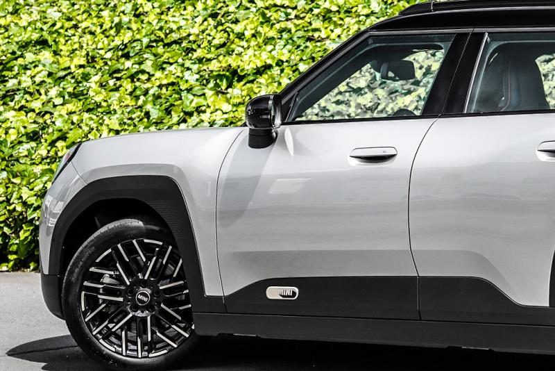 2024 Mini Aceman S SE Electric