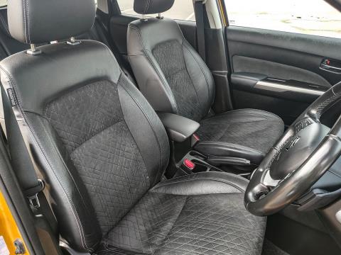 2023 Suzuki Vitara JLX Hybrid 2WD - Thumbnail