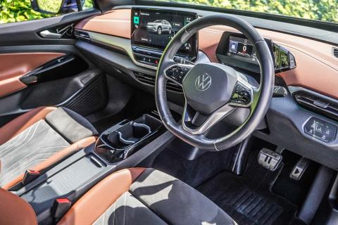 2022 Volkswagen ID.4 Pro Launch Edition - Thumbnail