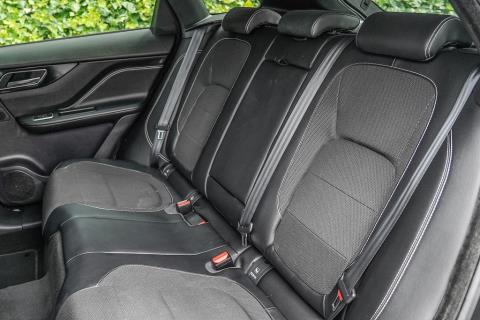 2017 Jaguar F-Pace R-Sport 4WD - Thumbnail