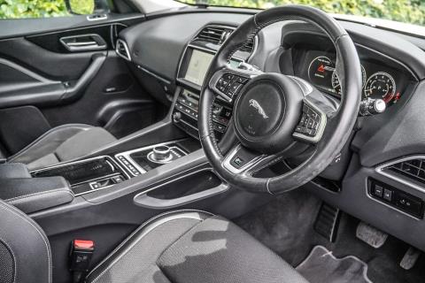 2017 Jaguar F-Pace R-Sport 4WD - Thumbnail