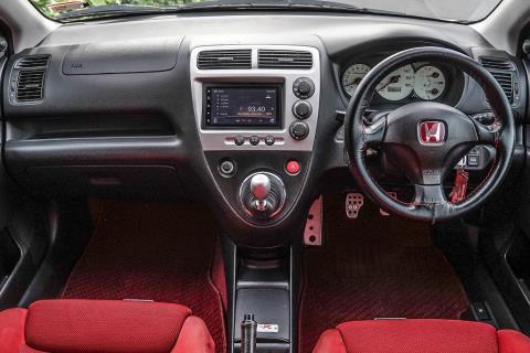 2002 Honda Civic Type R - Thumbnail