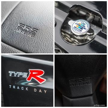 2002 Honda Civic Type R - Thumbnail