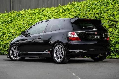 2002 Honda Civic Type R - Thumbnail