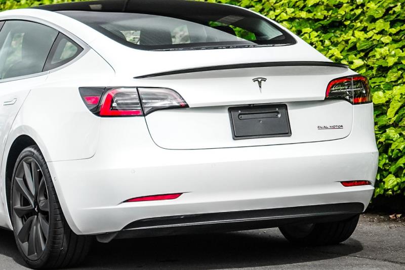 2020 Tesla Model 3 Performance