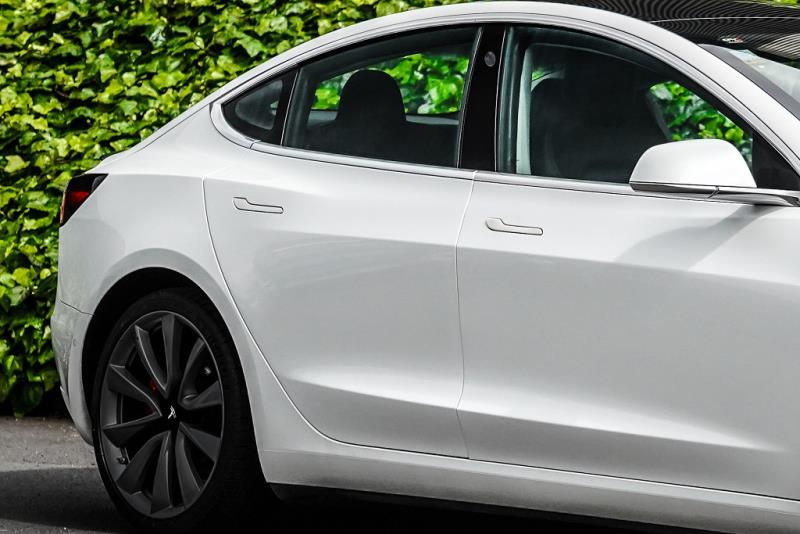 2020 Tesla Model 3 Performance