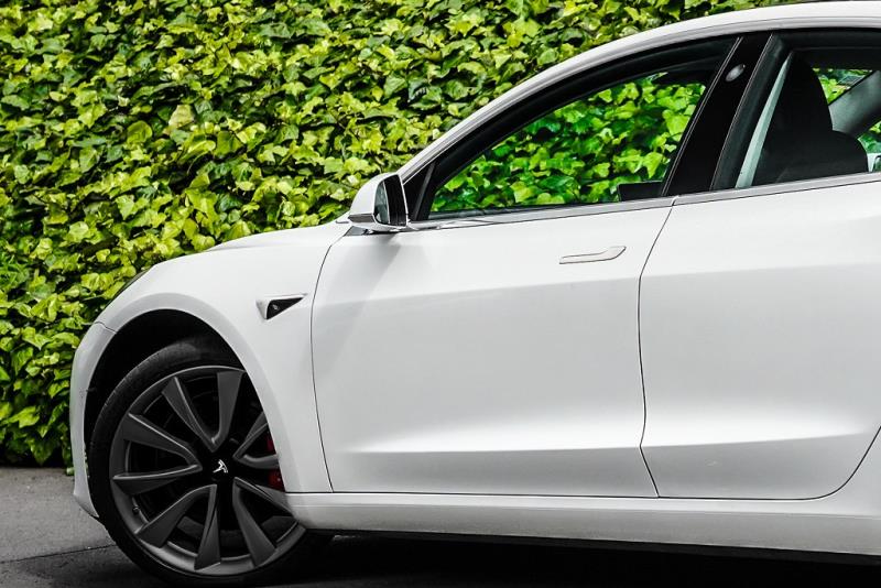 2020 Tesla Model 3 Performance