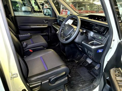 2019 Honda Step Wagon - Thumbnail