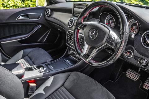 2014 Mercedes Benz GLA 180 AMG Sport - Thumbnail