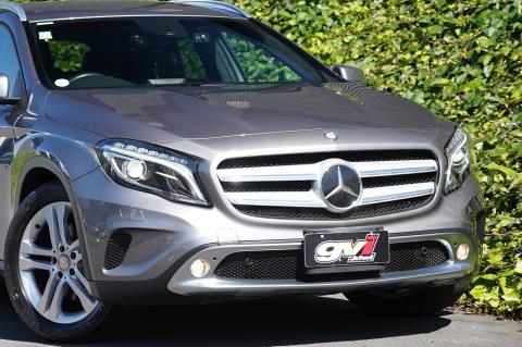 2014 Mercedes Benz GLA 250 4Matic - Thumbnail