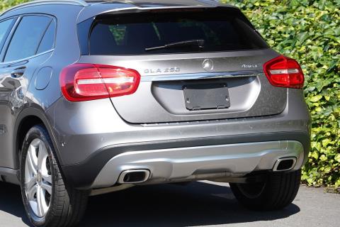 2014 Mercedes Benz GLA 250 4Matic - Thumbnail