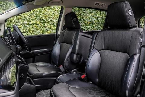 2017 Honda Odyssey Absolute Hybrid - Thumbnail