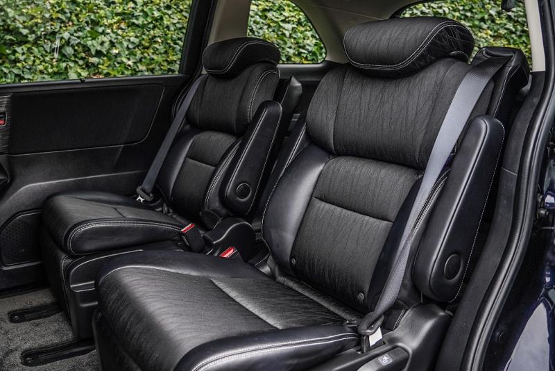 2017 Honda Odyssey Absolute Hybrid