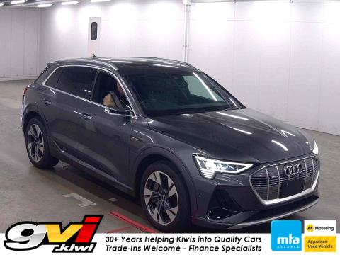 2022 Audi E-Tron 55 Quattro S Line - Thumbnail