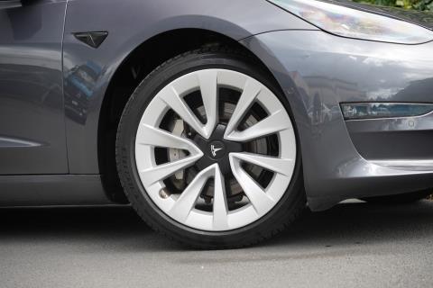 2021 Tesla Model 3 Dual Motor - Thumbnail