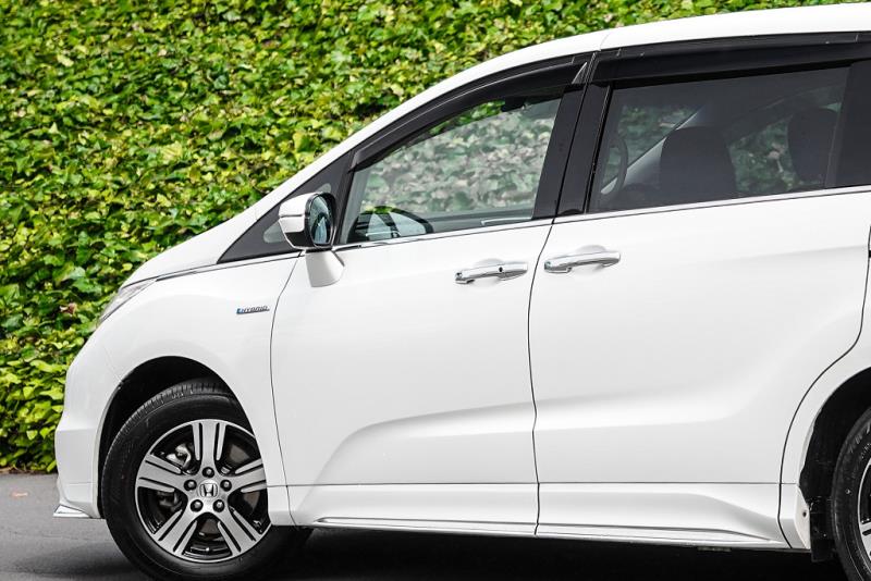 2017 Honda Odyssey Absolute Hybrid