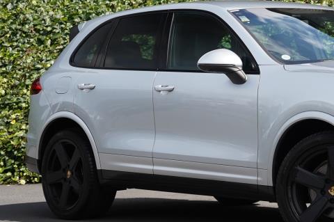 2017 Porsche Cayenne Platinum Edition - Thumbnail