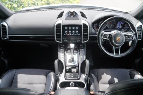 2017 Porsche Cayenne Platinum Edition - Thumbnail