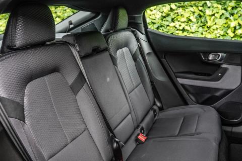 2022 Polestar 2 SRSM 69kWh/EV/FD - Thumbnail