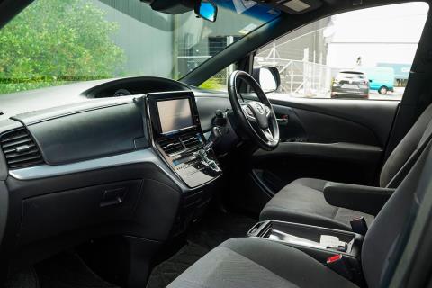 2016 Toyota Estima Aeras 7 Seater - Thumbnail