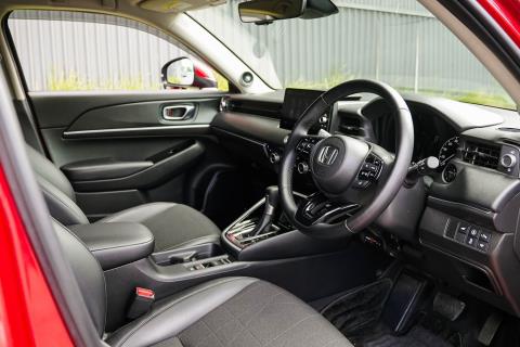 2021 Honda Vezel Z Hybrid / HR-V - Thumbnail