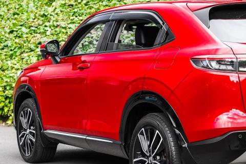 2021 Honda Vezel Z Hybrid / HR-V - Thumbnail