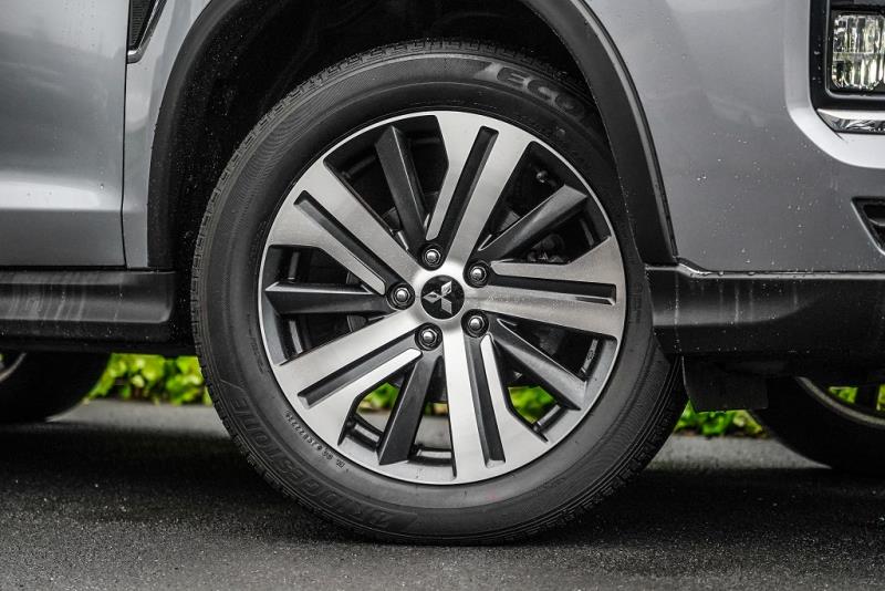 2022 Mitsubishi ASX XLS / RVR