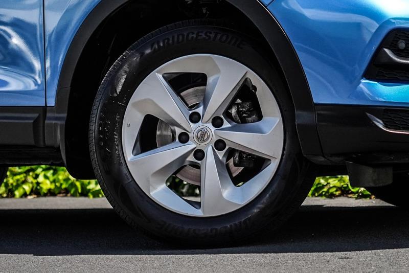 2018 Nissan Qashqai ST / Dualis