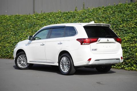 2019 Mitsubishi Outlander PHEV G 4WD - Thumbnail