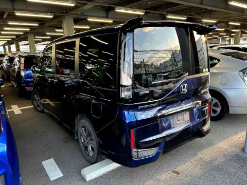 2019 Honda Step Wagon - Thumbnail